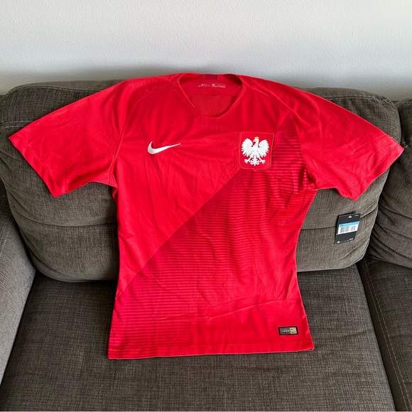 Nike Authentic Poland National Team 2018 Red Soccer 925471-611 Jersey Men’s Sz M